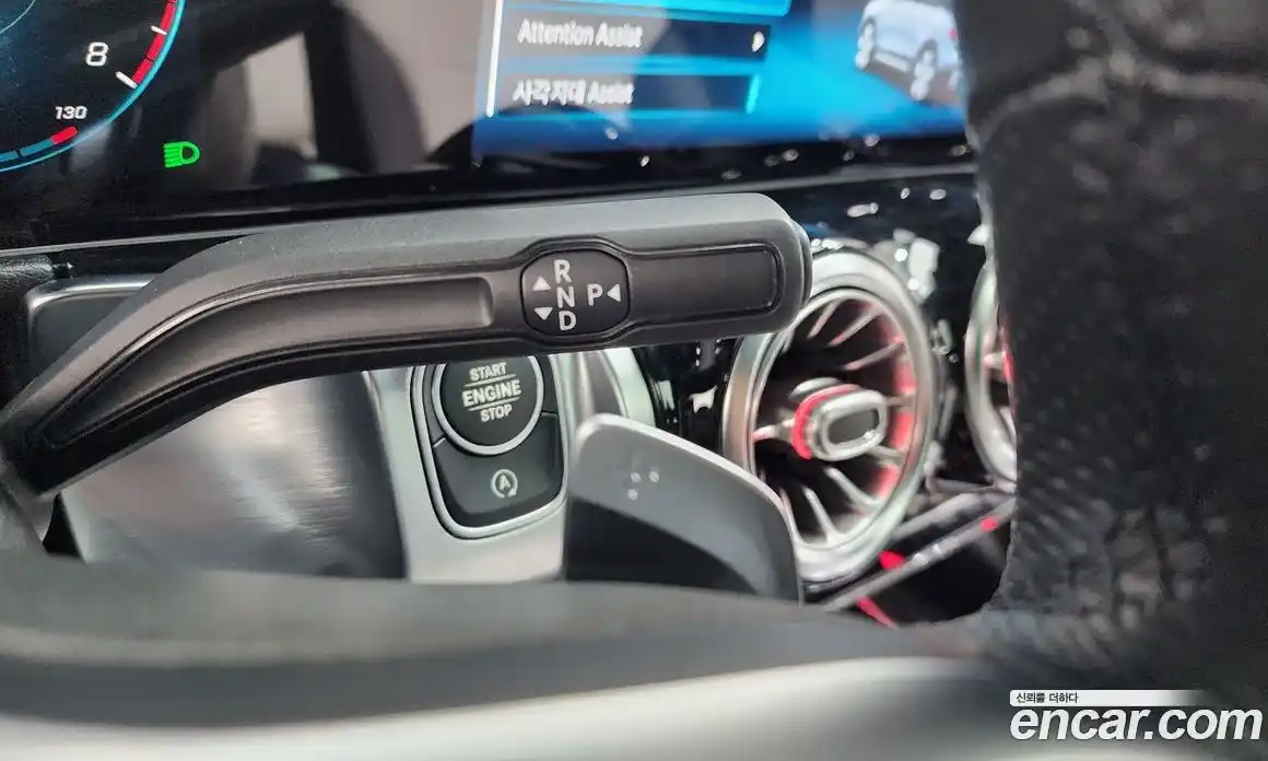 Mercedes-Benz GLB-Class 2020 2.0 Автомат в Москве № 141867, фото 19