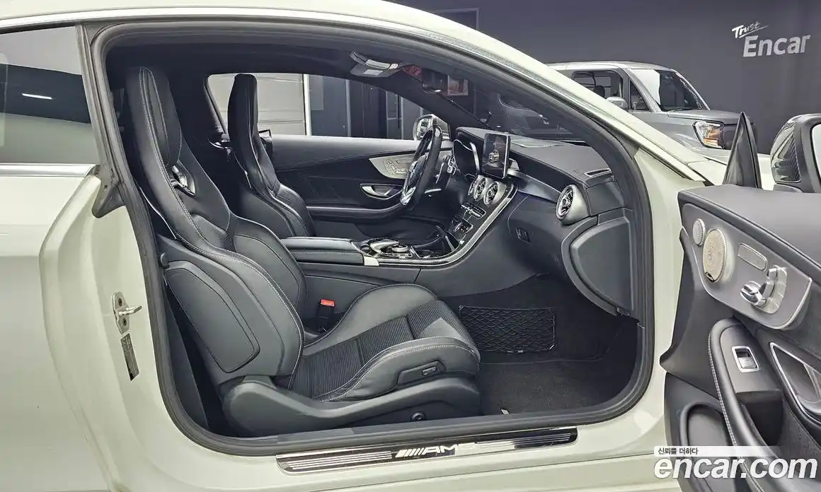 Mercedes-Benz C-Class 2017 4.0 Автомат в Москве № 142082, фото 10