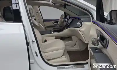 Mercedes-Benz EQS 2023 0.3 Автомат в Москве № 142585, миниатюра 11