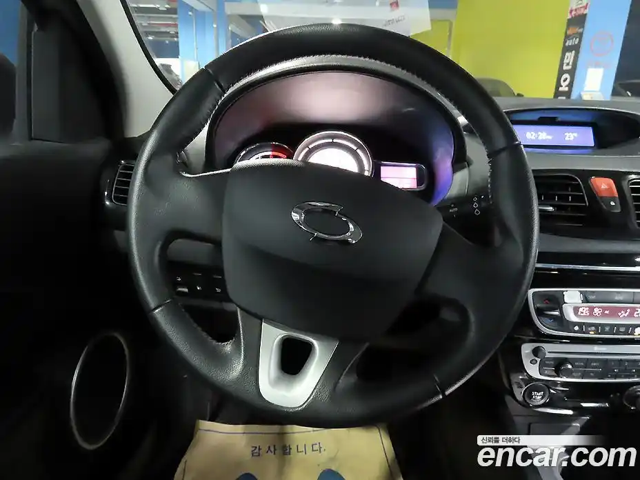 Renault SM3 2016 1.6 Автомат в Москве № 148751, фото 16