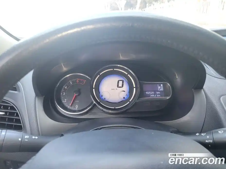 Renault SM3 2014 1.6 Автомат в Москве № 152822, фото 11