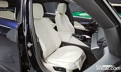 BMW 5-Series 2025 2.0 Автомат в Москве № 153723, миниатюра 3