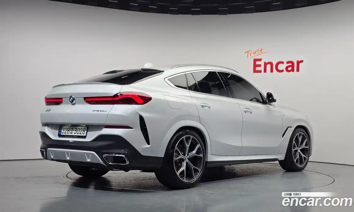 BMW X6 2023 3.0 Автомат в Москве № 154266, фото 8