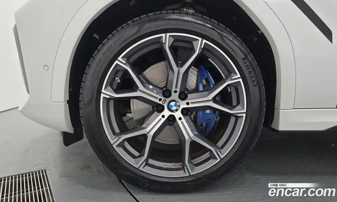 BMW X6 2023 3.0 Автомат в Москве № 154266, фото 10