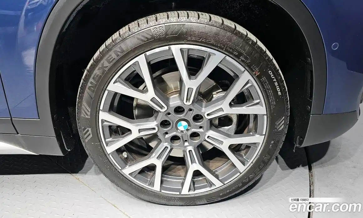 BMW X1 2022 2.0 Автомат в Москве № 157354, фото 5