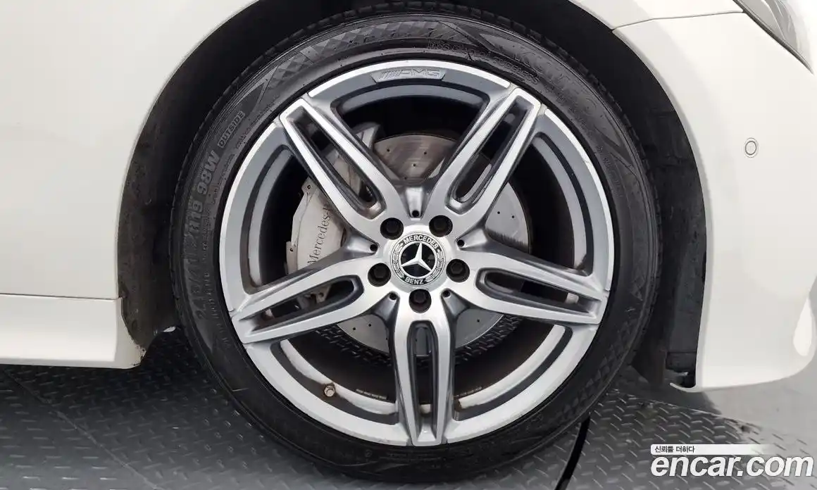 Mercedes-Benz E-Class 2018 1.9 Автомат в Москве № 161175, фото 5