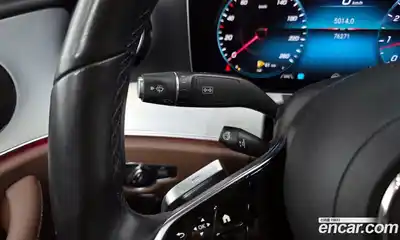 Mercedes-Benz E-Class 2021 2.0 Автомат в Москве № 161195, миниатюра 11