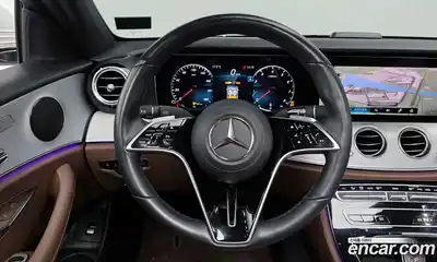 Mercedes-Benz E-Class 2021 2.0 Автомат в Москве № 161195, миниатюра 2