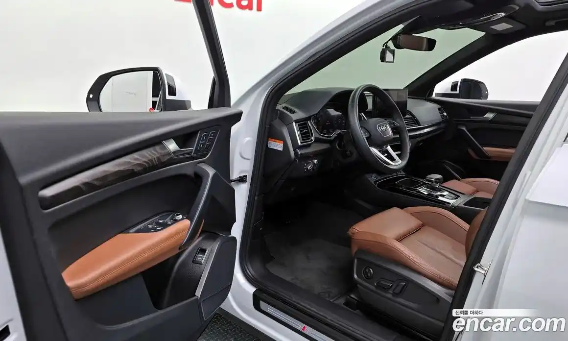 Audi Q5 2023 2.0 Автомат в Москве № 162401, фото 11