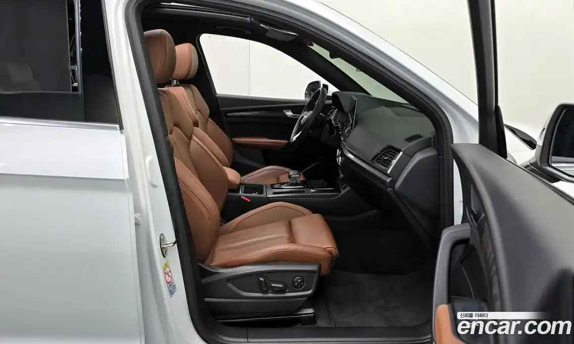 Audi Q5 2023 2.0 Автомат в Москве № 162401, фото 10