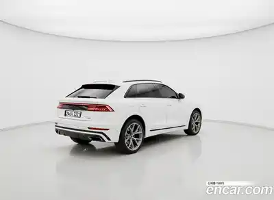 Audi Q8 2023 3.0 Автомат в Москве № 162587, миниатюра 2