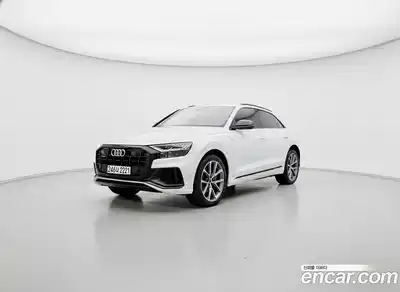 Audi Q8 2023 3.0 Автомат в Москве № 162587, миниатюра 6