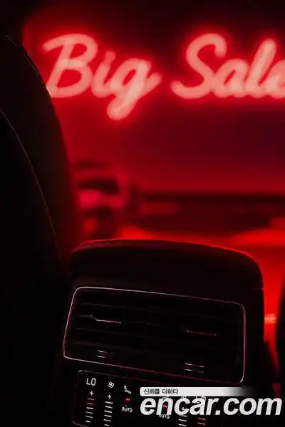 Audi Q8 2023 3.0 Автомат в Москве № 162587, миниатюра 10