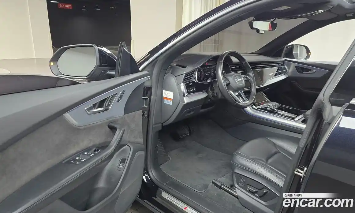 Audi Q8 2020 3.0 Автомат в Москве № 163395, фото 20