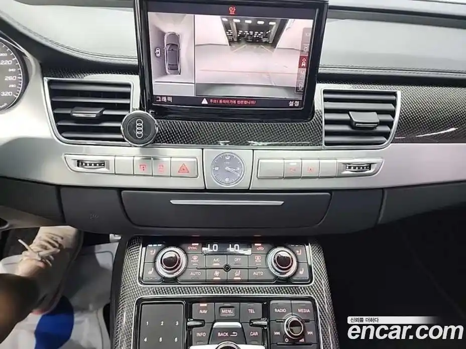 Audi S8 2013 4.0 Автомат в Москве № 163820, фото 10