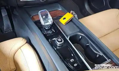 Volvo XC60 2025 2.0 Автомат в Москве № 164300, миниатюра 6