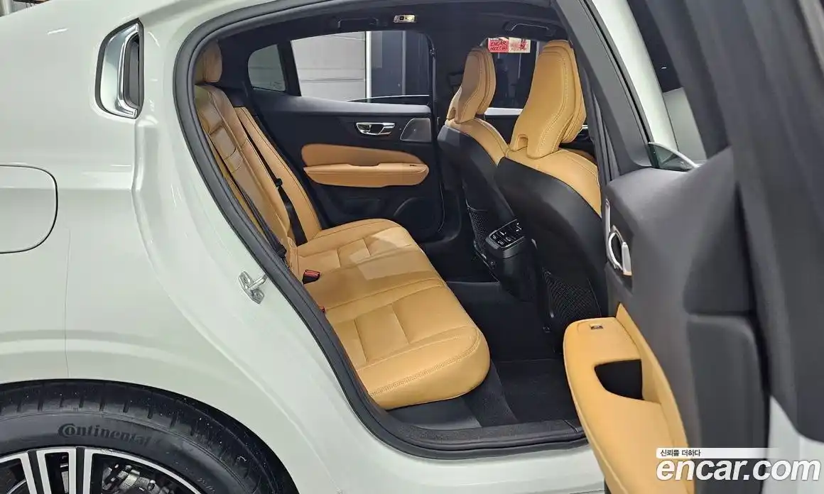 Volvo S60 2022 2.0 Автомат в Москве № 164464, фото 20