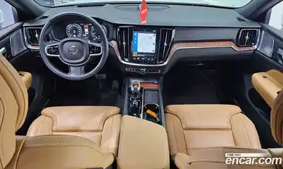 Volvo S60 2022 2.0 Автомат в Москве № 164464, миниатюра 3