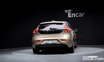 Volvo V40 2014 1.6 Автомат в Москве № 164698, миниатюра 4