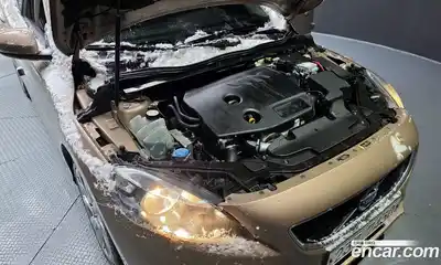 Volvo V40 2014 1.6 Автомат в Москве № 164698, миниатюра 6