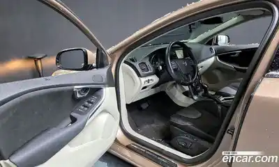 Volvo V40 2014 1.6 Автомат в Москве № 164698, миниатюра 10