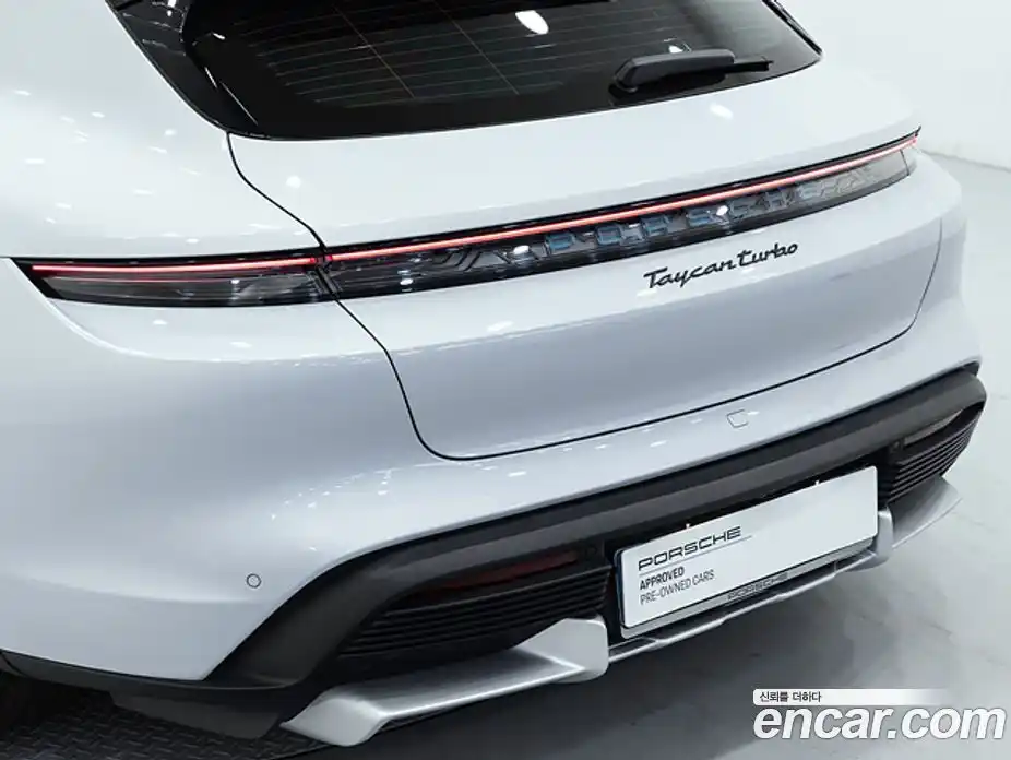 Porsche Taycan 2021 0.1 Автомат в Москве № 165768, фото 12