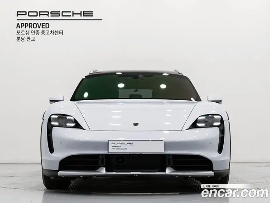 Porsche Taycan 2021 0.1 Автомат в Москве № 165768, фото 3