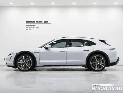 Porsche Taycan 2021 0.1 Автомат в Москве № 165768, миниатюра 6