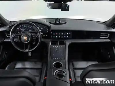 Porsche Taycan 2021 0.1 Автомат в Москве № 165768, миниатюра 7