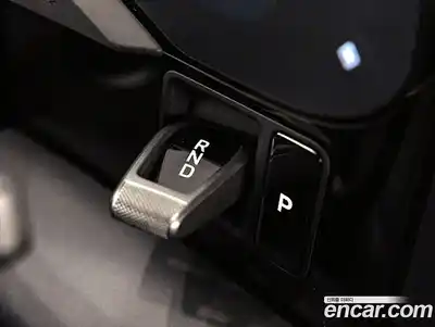 Porsche Taycan 2021 0.1 Автомат в Москве № 165768, миниатюра 9