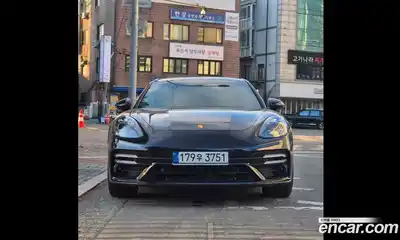 Porsche Panamera 2022 2.9 Автомат в Москве № 165812, миниатюра 3