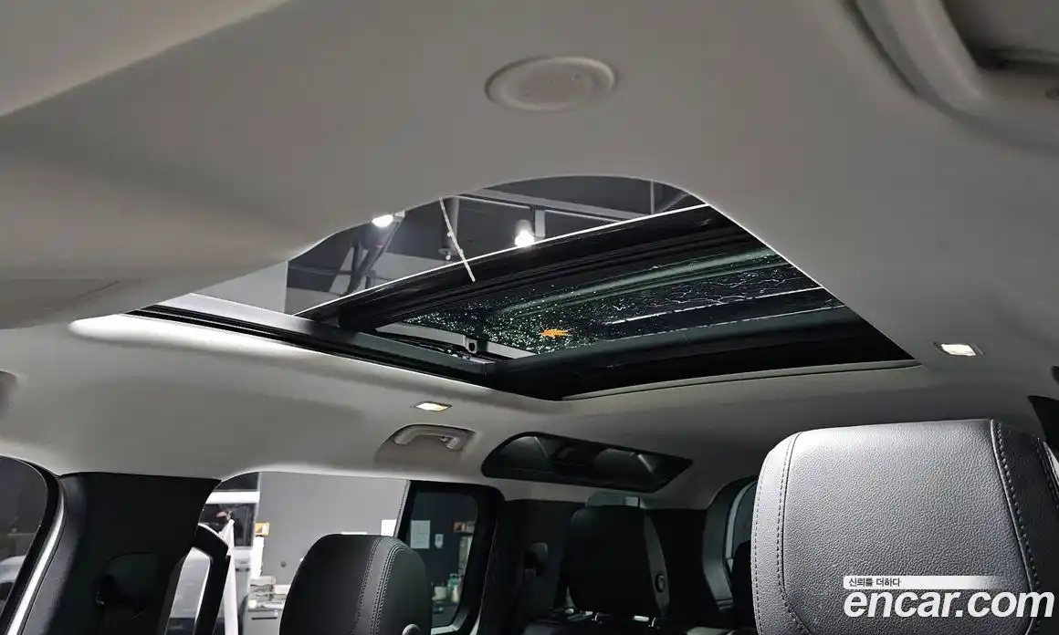 Land Rover Defender 2020 2.0 Автомат в Москве № 166164, фото 18