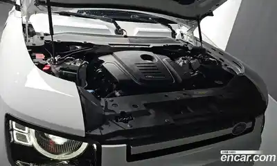 Land Rover Defender 2020 2.0 Автомат в Москве № 166164, миниатюра 6