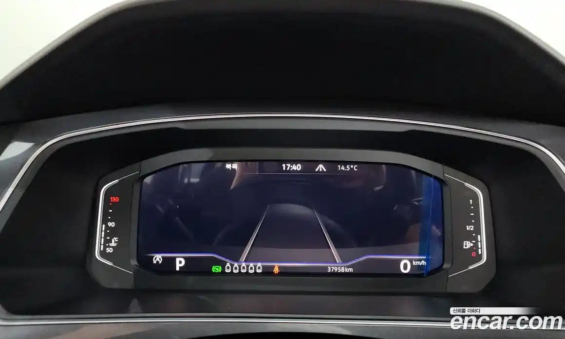 Volkswagen Tiguan 2022 2.0 Автомат в Москве № 168539, фото 8