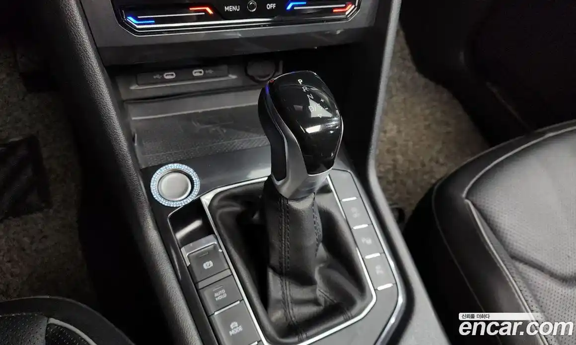 Volkswagen Tiguan 2022 2.0 Автомат в Москве № 168539, фото 9