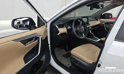 Toyota RAV4 2025 2.5 Автомат в Москве № 170135, миниатюра 10