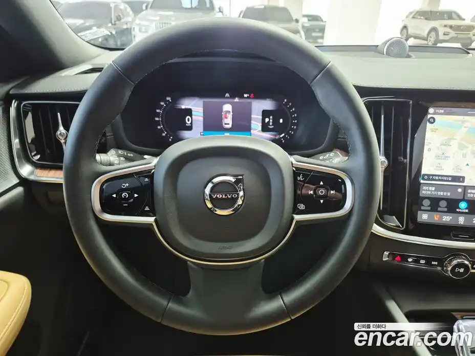 Volvo V60 2025 2.0 Автомат в Москве № 171141, фото 17