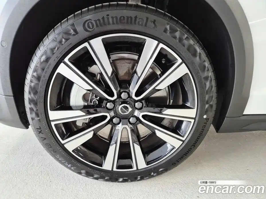 Volvo V60 2025 2.0 Автомат в Москве № 171141, фото 5