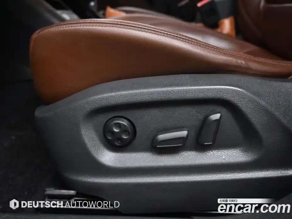 Volkswagen Tiguan 2015 2.0 Автомат в Москве № 172675, фото 18