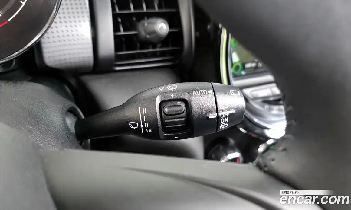 Mini Cooper 2021 1.5 Автомат в Москве № 173165, фото 11