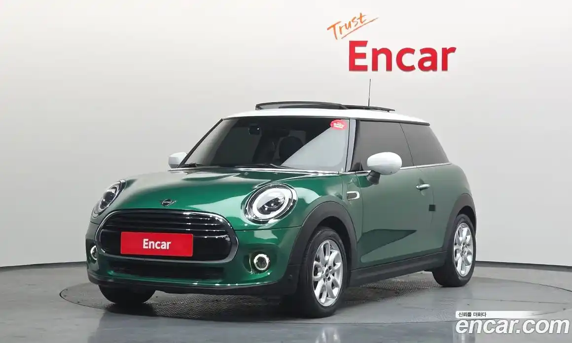 Mini Cooper 2021 1.5 Автомат в Москве № 173165, фото 12