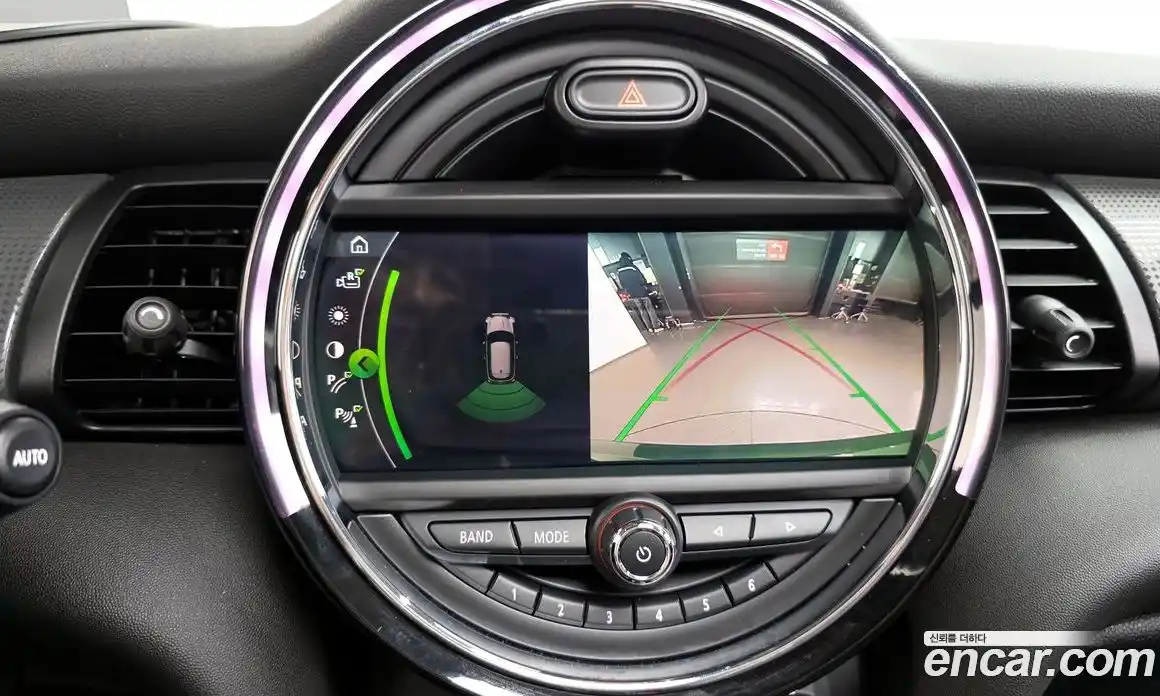 Mini Cooper 2021 1.5 Автомат в Москве № 173165, фото 19