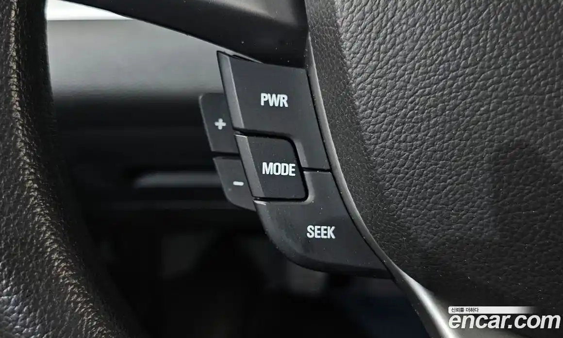 Chevrolet Spark 2013 1.0 Механическая в Москве № 173716, фото 11