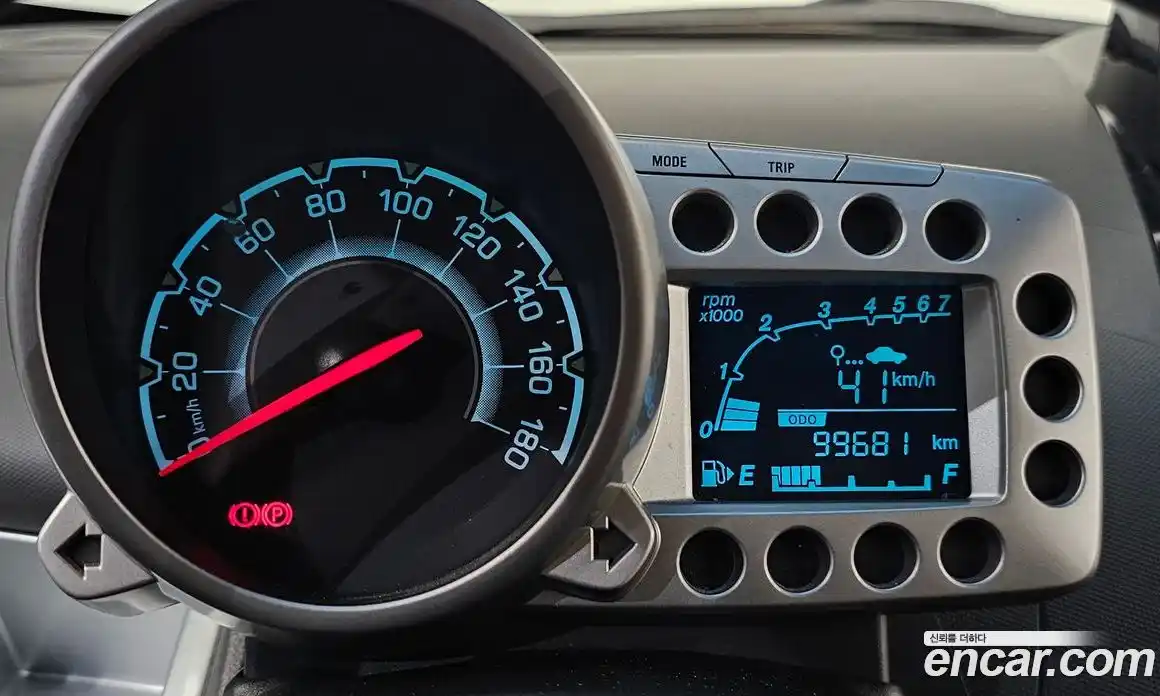 Chevrolet Spark 2013 1.0 Механическая в Москве № 173716, фото 17