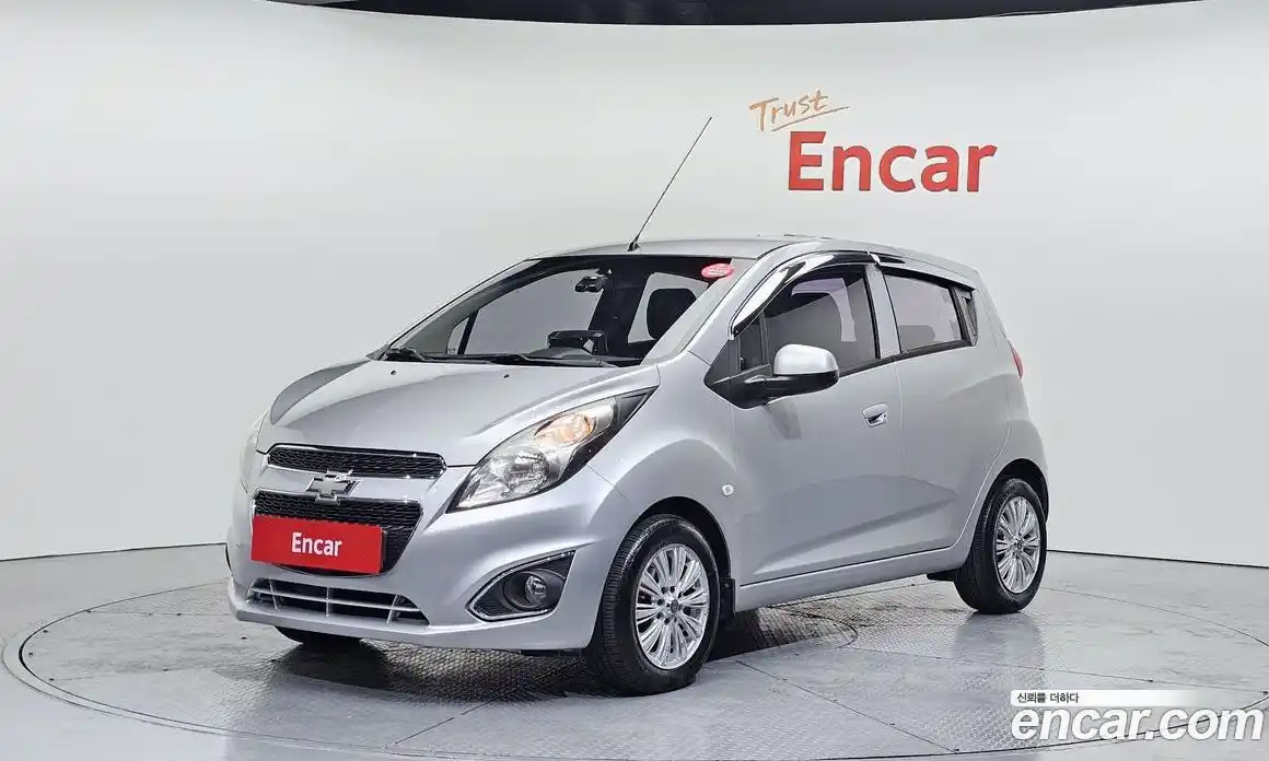 Chevrolet Spark 2013 1.0 Механическая в Москве № 173716, фото 18