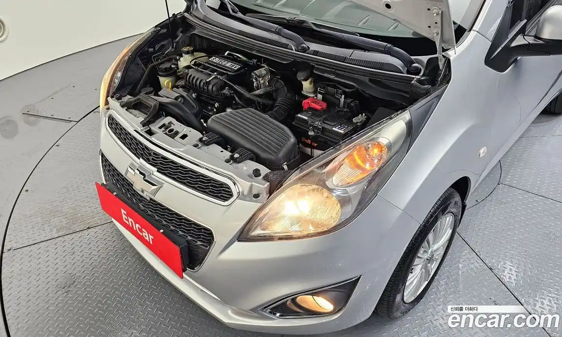 Chevrolet Spark 2013 1.0 Механическая в Москве № 173716, фото 19