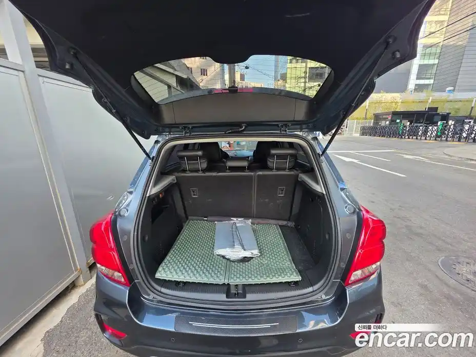 Chevrolet Trax 2021 1.4 Автомат в Москве № 175370, фото 17