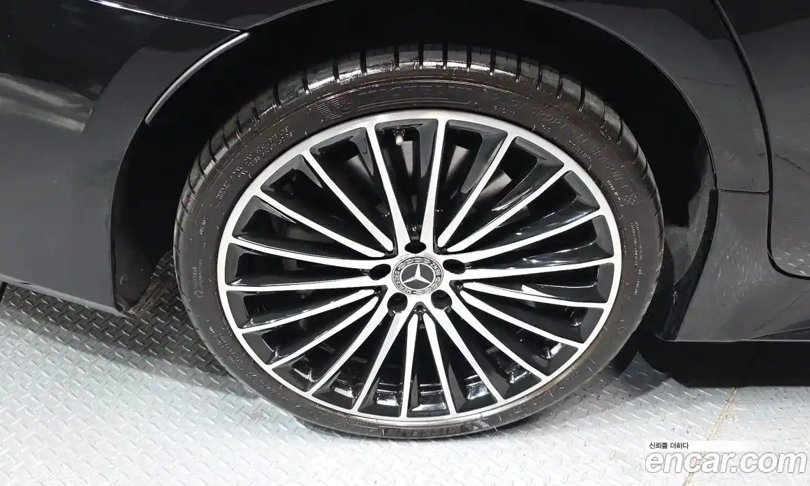 Mercedes-Benz CLS-Class 2023 3.0 Автомат в Москве № 178057, фото 19