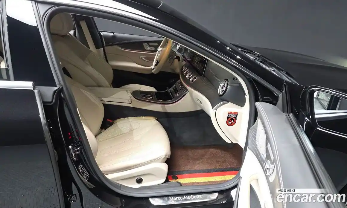 Mercedes-Benz CLS-Class 2023 3.0 Автомат в Москве № 178057, фото 6