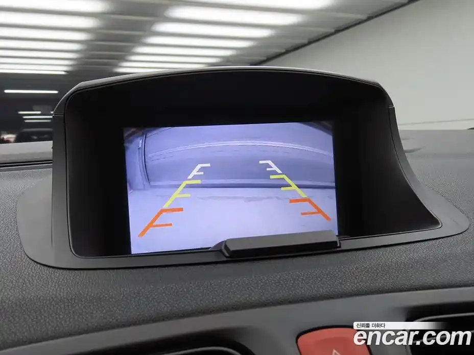 Renault SM3 2018 1.6 Автомат в Москве № 185899, фото 11